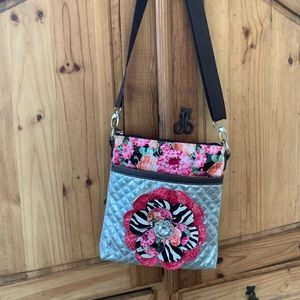 CUTE FLORAL/ZEBRA PRINT CROSSBODY PURSE